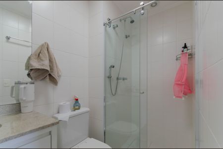Apartamento à venda com 72m², 2 quartos e 1 vaga Apartamento à venda com 72m², 2 quartos e 1 vagaBanheiro Social