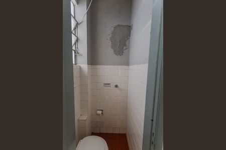 Apartamento para alugar com 144m², 3 quartos e 1 vaga Apartamento para alugar com 144m², 3 quartos e 1 vagaBanheiro de Serviço