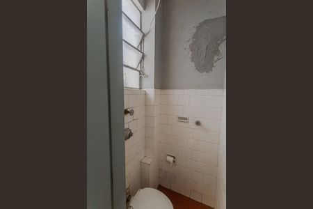 Apartamento para alugar com 144m², 3 quartos e 1 vaga Apartamento para alugar com 144m², 3 quartos e 1 vagaBanheiro de Serviço