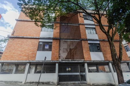 Apartamento para alugar com 144m², 3 quartos e 1 vaga Apartamento para alugar com 144m², 3 quartos e 1 vagaFachada