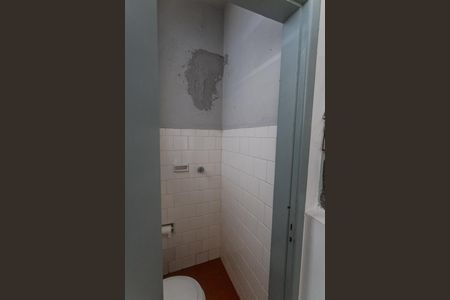 Apartamento para alugar com 144m², 3 quartos e 1 vaga Apartamento para alugar com 144m², 3 quartos e 1 vagaBanheiro de Serviço