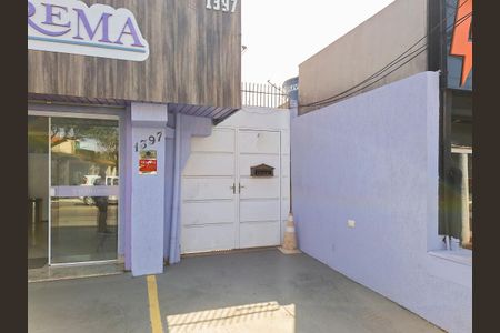 Casa para alugar com 75m², 1 quarto e sem vaga Casa para alugar com 75m², 1 quarto e sem vagaFachada