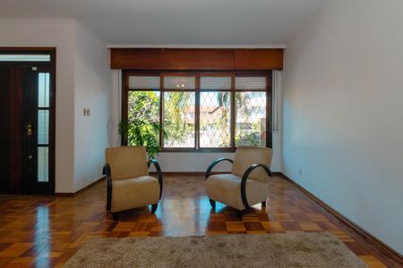 Casa para alugar com 250m², 3 quartos e 2 vagasSala