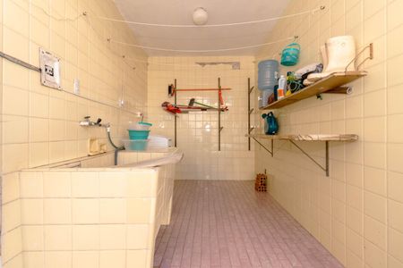 Casa para alugar com 250m², 3 quartos e 2 vagasÁrea de Serviço