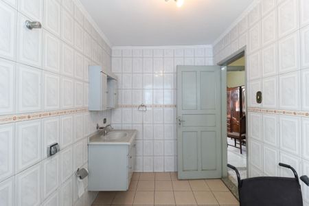 Casa à venda com 400m², 5 quartos e 3 vagas Casa à venda com 400m², 5 quartos e 3 vagasBanheiro Social da casa 1