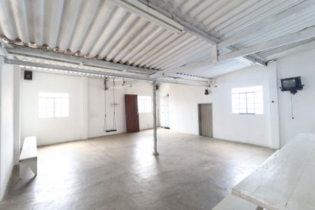 Casa à venda com 400m², 5 quartos e 3 vagas Casa à venda com 400m², 5 quartos e 3 vagasÁrea Externa