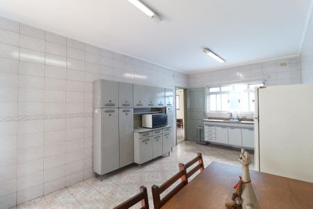 Casa à venda com 400m², 5 quartos e 3 vagas Casa à venda com 400m², 5 quartos e 3 vagasCozinha da casa 1