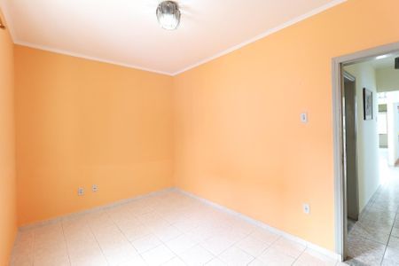 Casa à venda com 400m², 5 quartos e 3 vagas Casa à venda com 400m², 5 quartos e 3 vagasQuarto 3 da casa 1