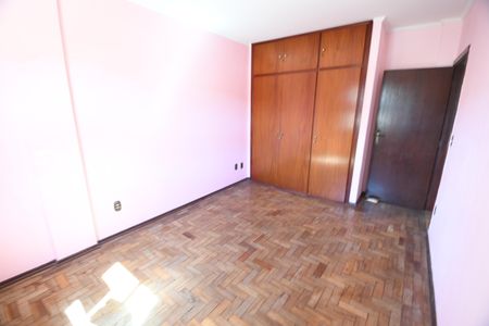 Apartamento à venda com 74m², 2 quartos e 1 vagaQuarto 2