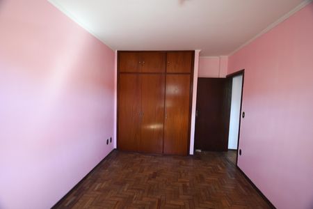 Apartamento à venda com 74m², 2 quartos e 1 vagaQuarto 2