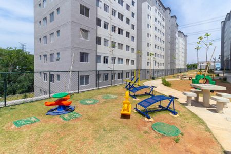 Apartamento para alugar com 40m², 2 quartos e 1 vaga Apartamento para alugar com 40m², 2 quartos e 1 vagaÁrea comum - Playground