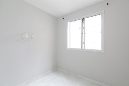 Quarto 1  de apartamento para alugar com 2 quartos, 41m² em Jardim Helian, São Paulo