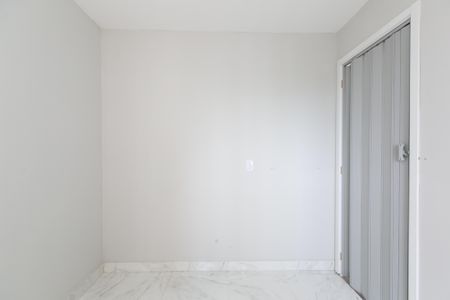 Quarto 1  de apartamento para alugar com 2 quartos, 41m² em Jardim Helian, São Paulo
