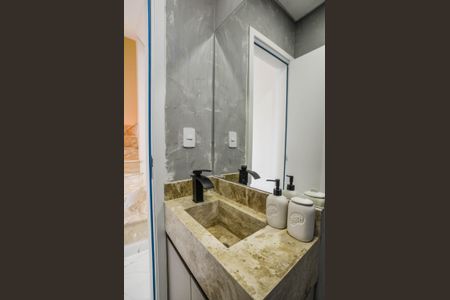 Casa à venda com 220m², 3 quartos e 6 vagas Casa à venda com 220m², 3 quartos e 6 vagasLavabo