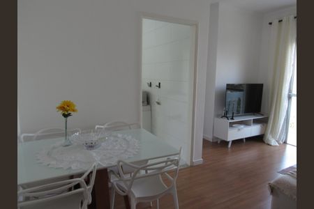 Sala de Estar - Sala de Jantar de apartamento à venda com 2 quartos, 58m² em São Pedro, Osasco