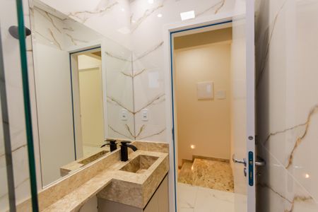 Casa à venda com 150m², 3 quartos e 4 vagasBanheiro