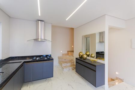 Casa à venda com 150m², 3 quartos e 4 vagasCozinha 