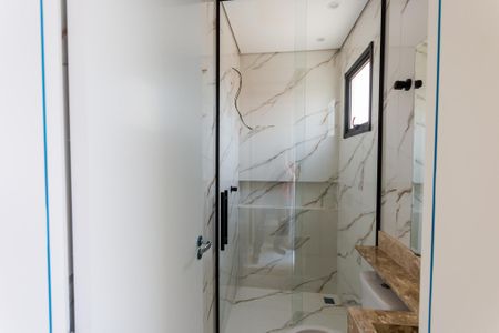 Casa à venda com 150m², 3 quartos e 4 vagasBanheiro da Suíte