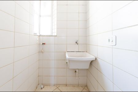 Apartamento à venda com 83m², 3 quartos e 2 vagas Apartamento à venda com 83m², 3 quartos e 2 vagasÁrea de serviço