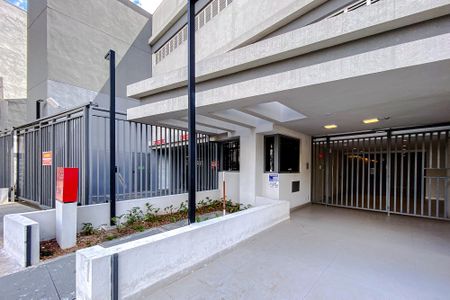 Apartamento à venda com 52m², 2 quartos e 1 vagaFachada - Plaquinha