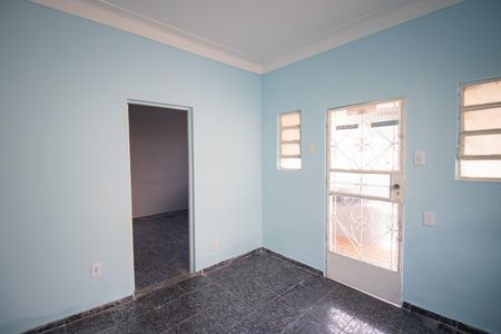 Sala de casa para alugar com 2 quartos, 100m² em Centro, São Gonçalo
