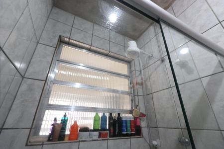 Casa à venda com 134m², 3 quartos e 2 vagasBanheiro