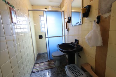 Casa à venda com 134m², 3 quartos e 2 vagasBanheiro da Edícula