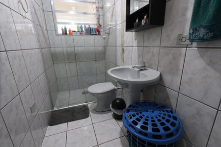 Casa à venda com 134m², 3 quartos e 2 vagasBanheiro