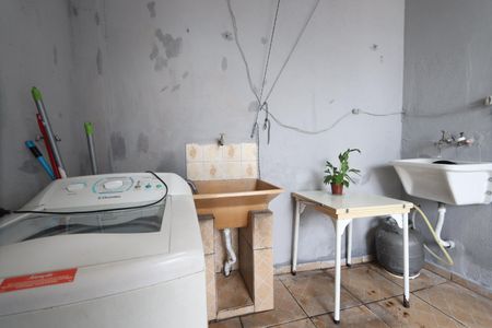 Casa à venda com 134m², 3 quartos e 2 vagasLavanderia