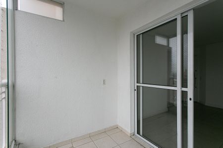 Apartamento à venda com 55m², 2 quartos e 1 vaga Apartamento à venda com 55m², 2 quartos e 1 vagaVaranda