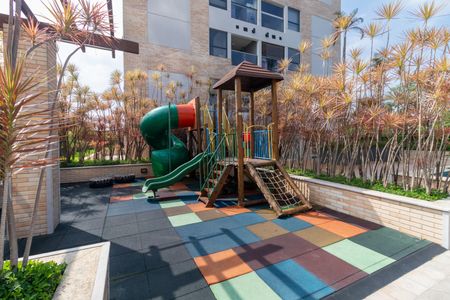Apartamento à venda com 70m², 2 quartos e 1 vagaÁrea comum - Playground