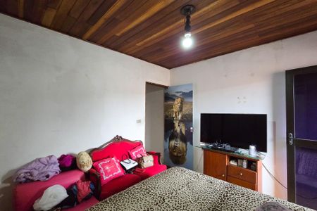 Casa à venda com 153m², 2 quartos e 2 vagasSuíte