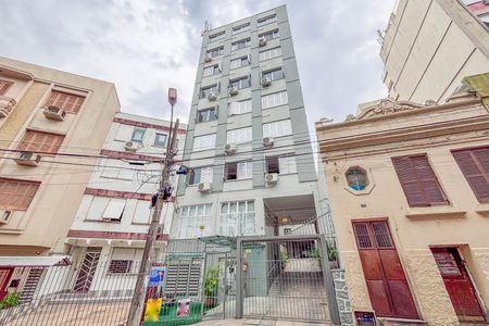 Apartamento para alugar com 70m², 2 quartos e 1 vagaFachada