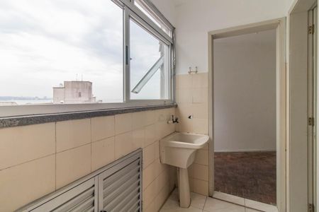Apartamento para alugar com 70m², 2 quartos e 1 vagaÁrea de Serviço