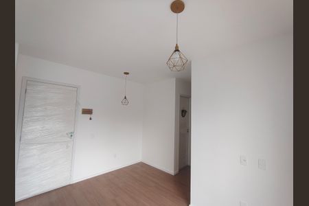 Sala de apartamento para alugar com 2 quartos, 42m² em Jacarepaguá, Rio de Janeiro