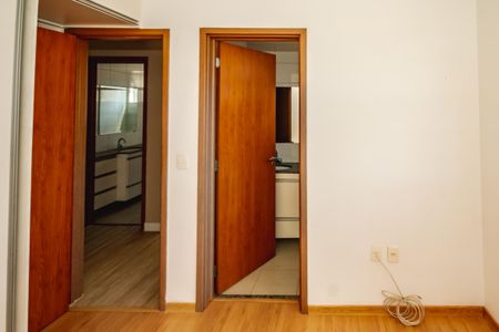 Apartamento à venda com 76m², 2 quartos e 1 vagaSuíte