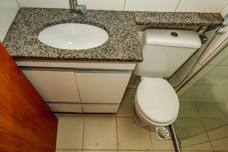 Apartamento à venda com 76m², 2 quartos e 1 vagaBanheiro da Suíte