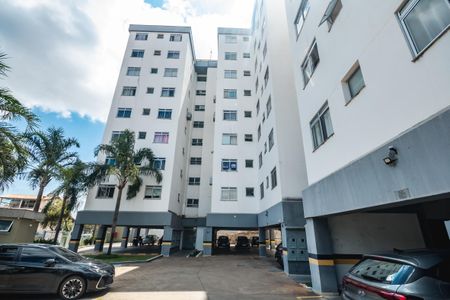 Apartamento à venda com 76m², 2 quartos e 1 vagaFachada