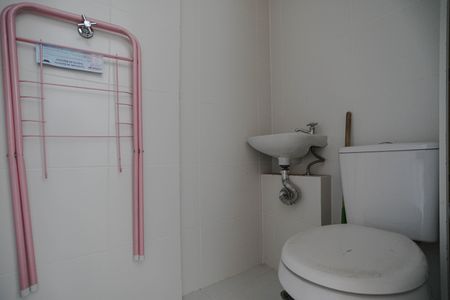 Apartamento para alugar com 100m², 3 quartos e 2 vagasBanheiro de Serviço