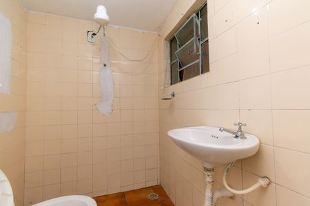 Banheiro de casa para alugar com 1 quarto, 28m² em Aricanduva, São Paulo