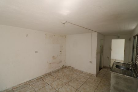 Cozinha de casa para alugar com 1 quarto, 28m² em Aricanduva, São Paulo
