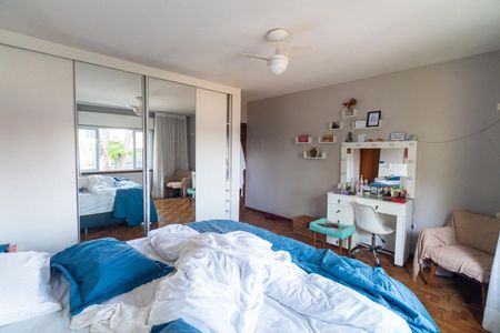 Casa à venda com 200m², 3 quartos e 2 vagas Casa à venda com 200m², 3 quartos e 2 vagasSuite 2