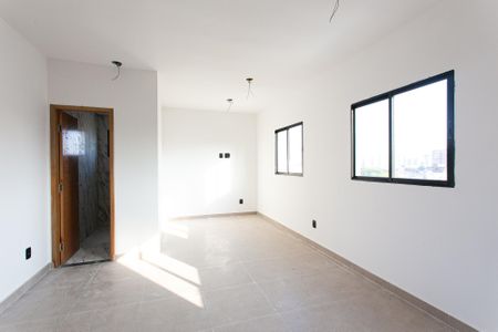 Apartamento para alugar com 45m², 2 quartos e 1 vaga Apartamento para alugar com 45m², 2 quartos e 1 vagaÁrea de Serviço