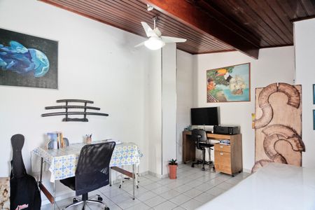 Casa para alugar com 160m², 2 quartos e 3 vagasSala da Edícula