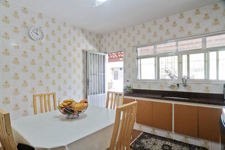 Casa para alugar com 160m², 2 quartos e 3 vagasCozinha