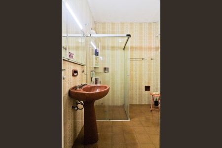 Casa para alugar com 160m², 2 quartos e 3 vagasBanheiro Social