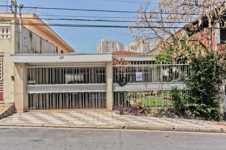 Casa para alugar com 160m², 2 quartos e 3 vagasFachada
