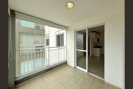 Studio para alugar com 35m², 1 quarto e 1 vaga Studio para alugar com 35m², 1 quarto e 1 vagaVaranda Studio