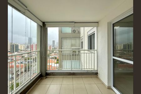 Studio para alugar com 35m², 1 quarto e 1 vaga Studio para alugar com 35m², 1 quarto e 1 vagaVaranda Studio