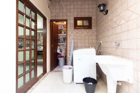 Casa de condomínio à venda com 102m², 3 quartos e 2 vagas Casa de condomínio à venda com 102m², 3 quartos e 2 vagasLavanderia